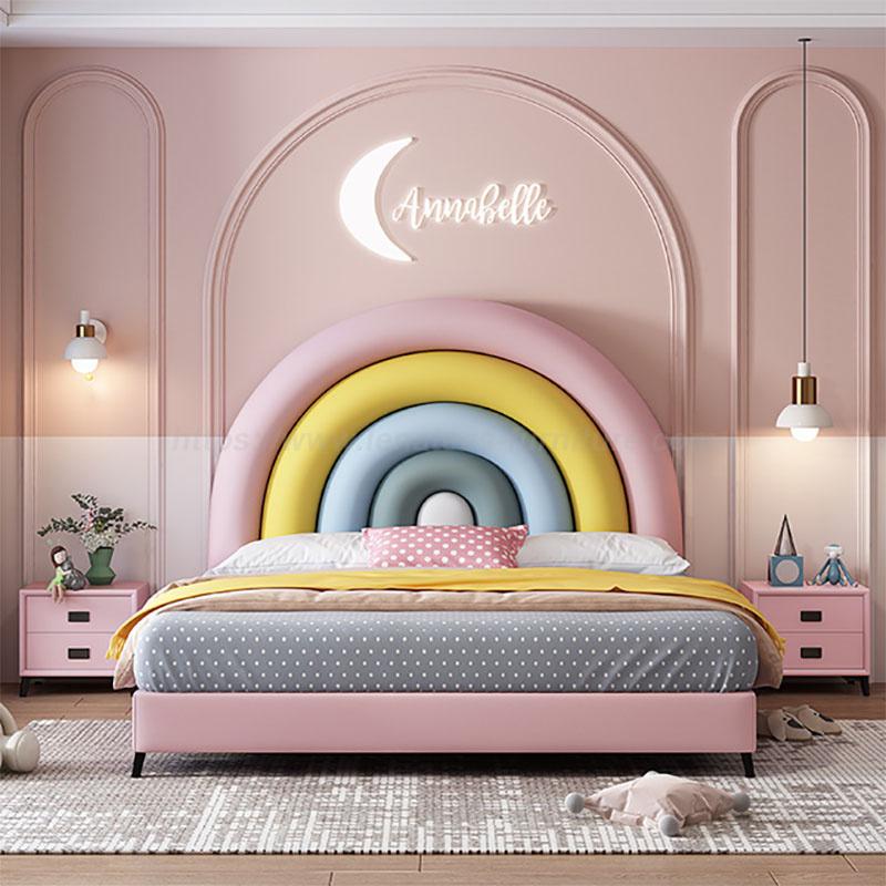 Cama de quarto de menina fofa com desenho de arco-íris criativo