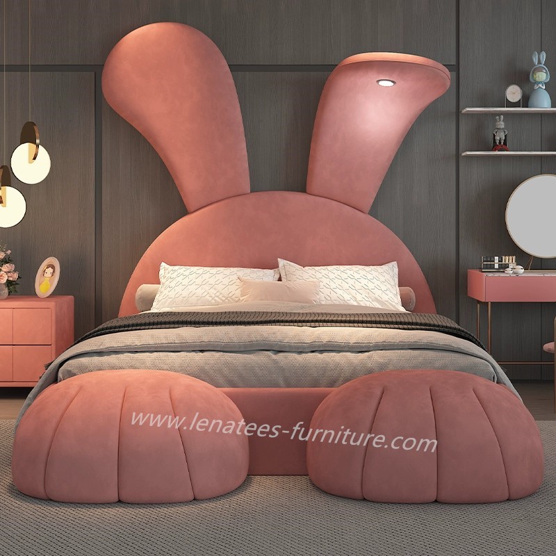 Cama do quarto de garoto