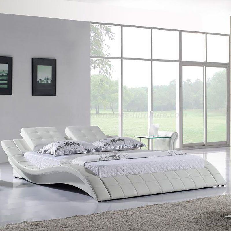 Cama em formato de S de couro com design moderno